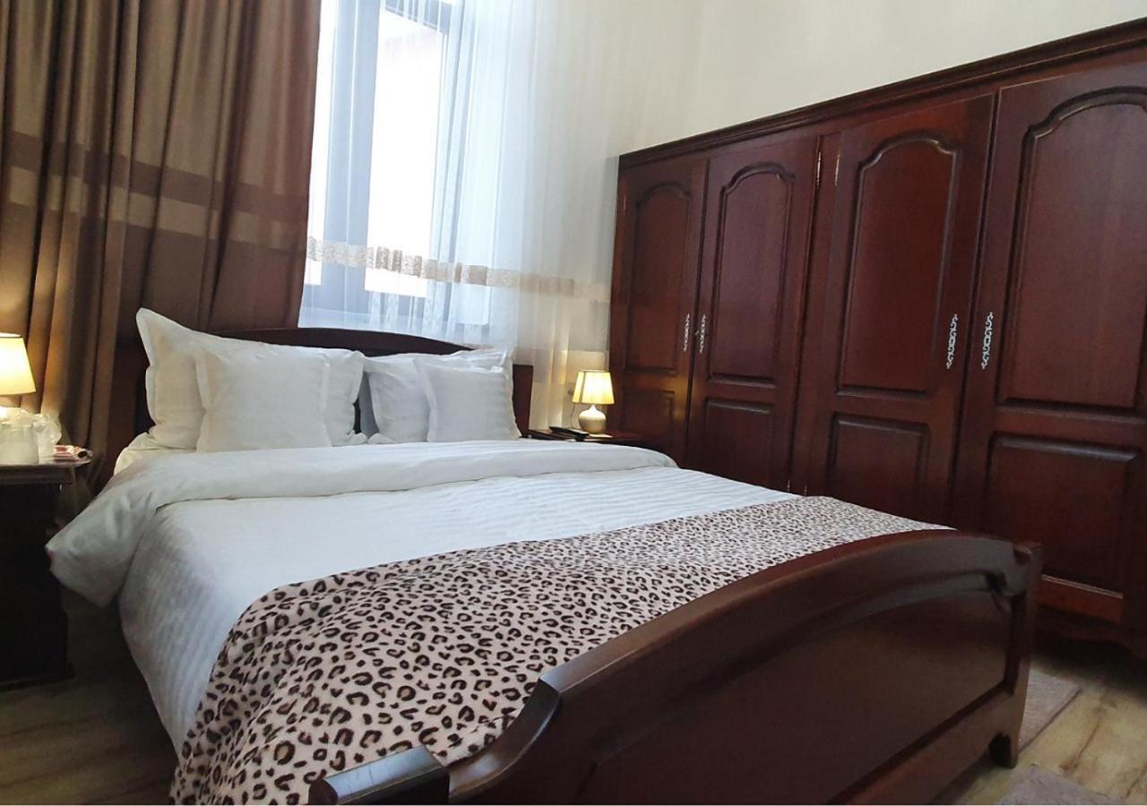 Casa Domneasca Rarau Hotel Câmpulung Moldovenesc Екстериор снимка